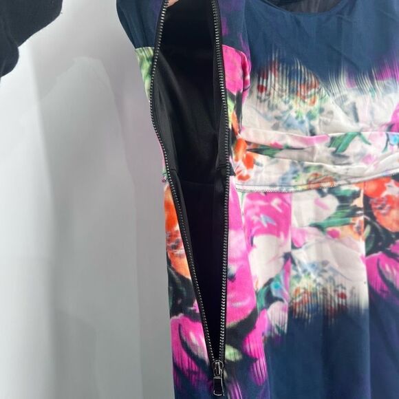 Elie Tahari Womans Graphic Print Sleeveless Floral Sheath Dress Navy Blue Size 2 - Picture 5 of 13